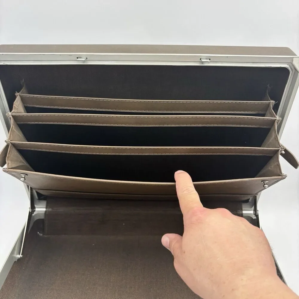 Vintage Samsonite Brown Hard Shell Briefcase Attache Case Organizer Retro Luggag